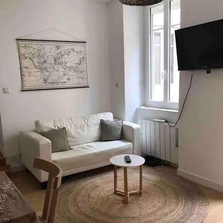Lovely Rochelle Apartment