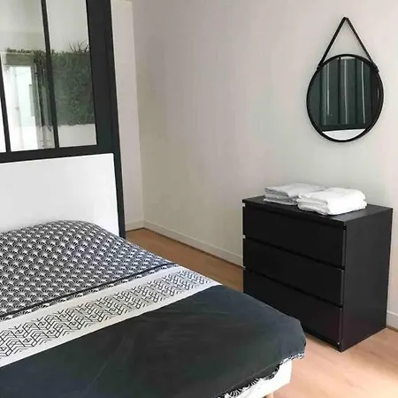 Lovely Rochelle Apartment